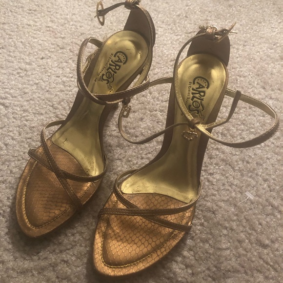 Women’s Carlos Gold Heels - Picture 2 of 5